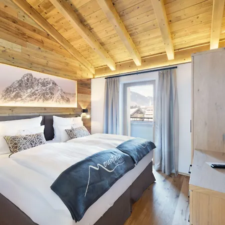 Mountain Luis Hotel apartamentowy Kaprun