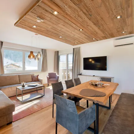 Mountain Luis Aparthotel 4*