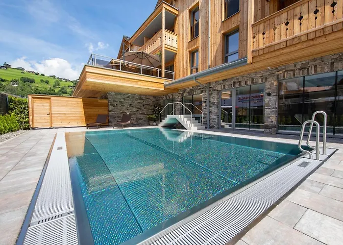 Mountain Luis 4* カプルーン