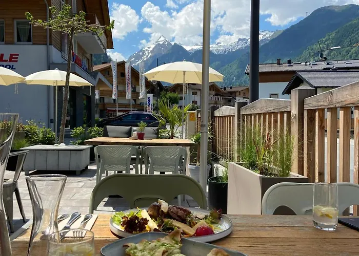 Lägenhetshotell Mountain Luis 4*