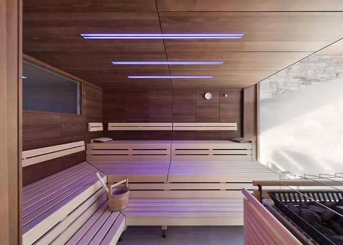 Mountain Luis アパートホテル カプルーン